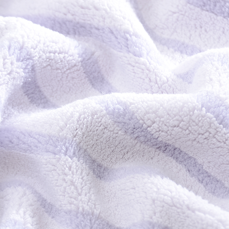 Good Quality Wholesale Cheap Price Quick Drying Absorbent Soft Comfortable Microfiber Coral Fleece Stripe Hotel Bathroom Towel Set