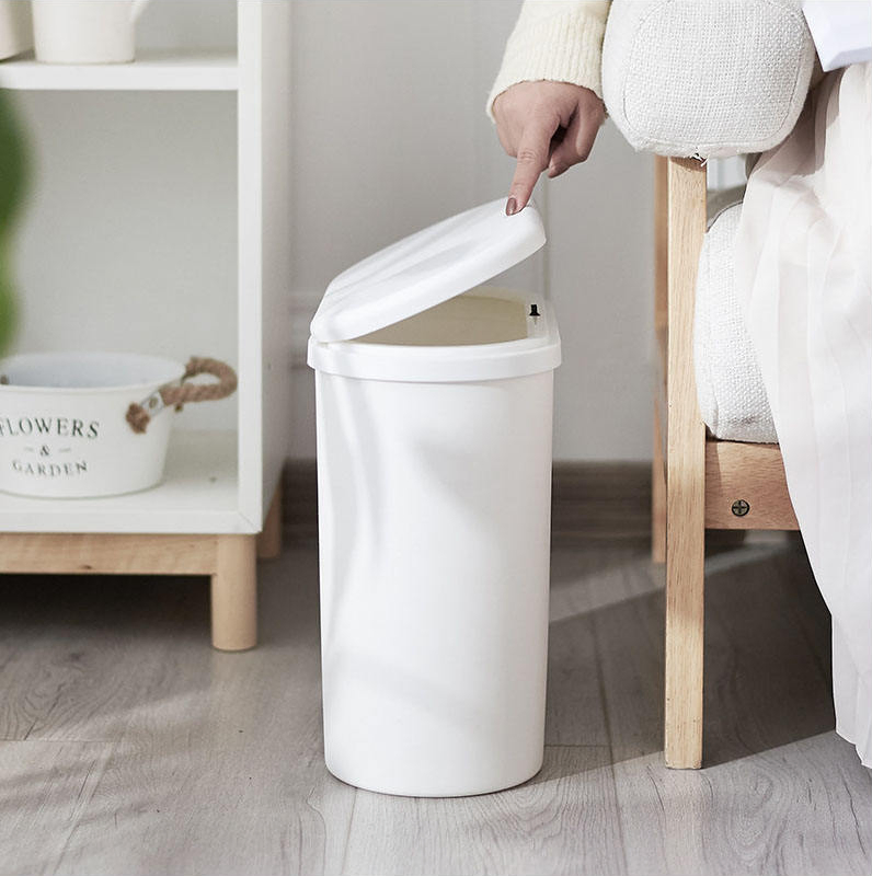 Пластиковый пресс-мусорный бак для дома