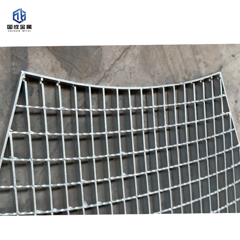 Custom-Sized Steel Grating Panels & Stainless Steel Walkway Grating