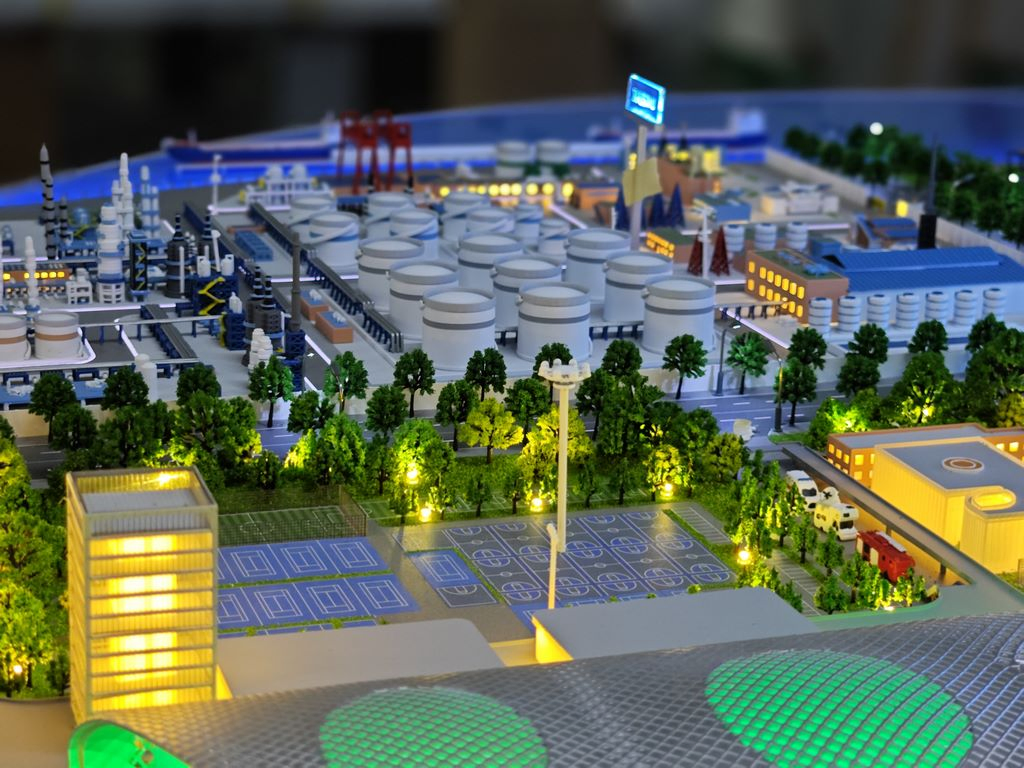 Guangdong Heng Hui Architectural Model - Perfect for Home Decor Enthusiasts