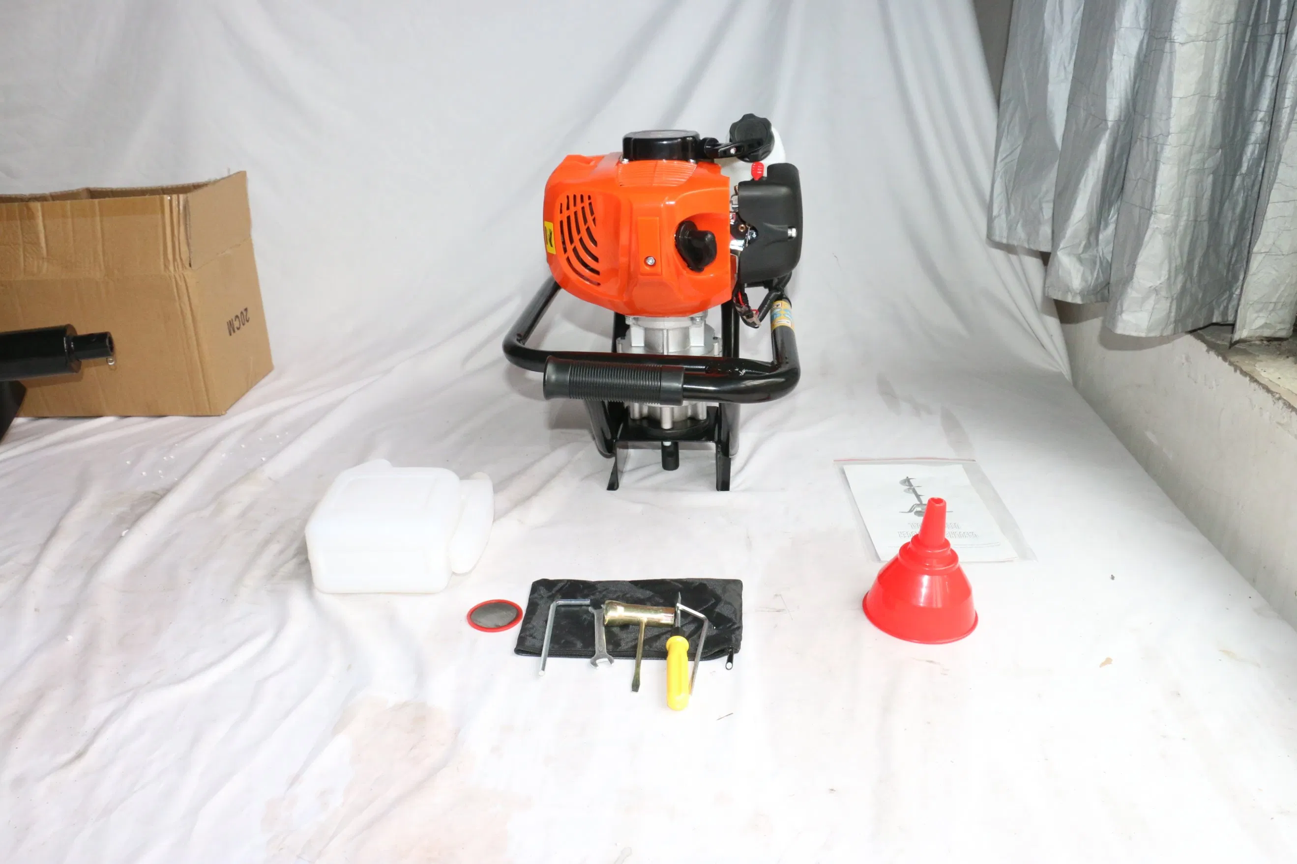 Hot Selling Garden Tools 52cc Agricultural Gas Earth Auger Machine