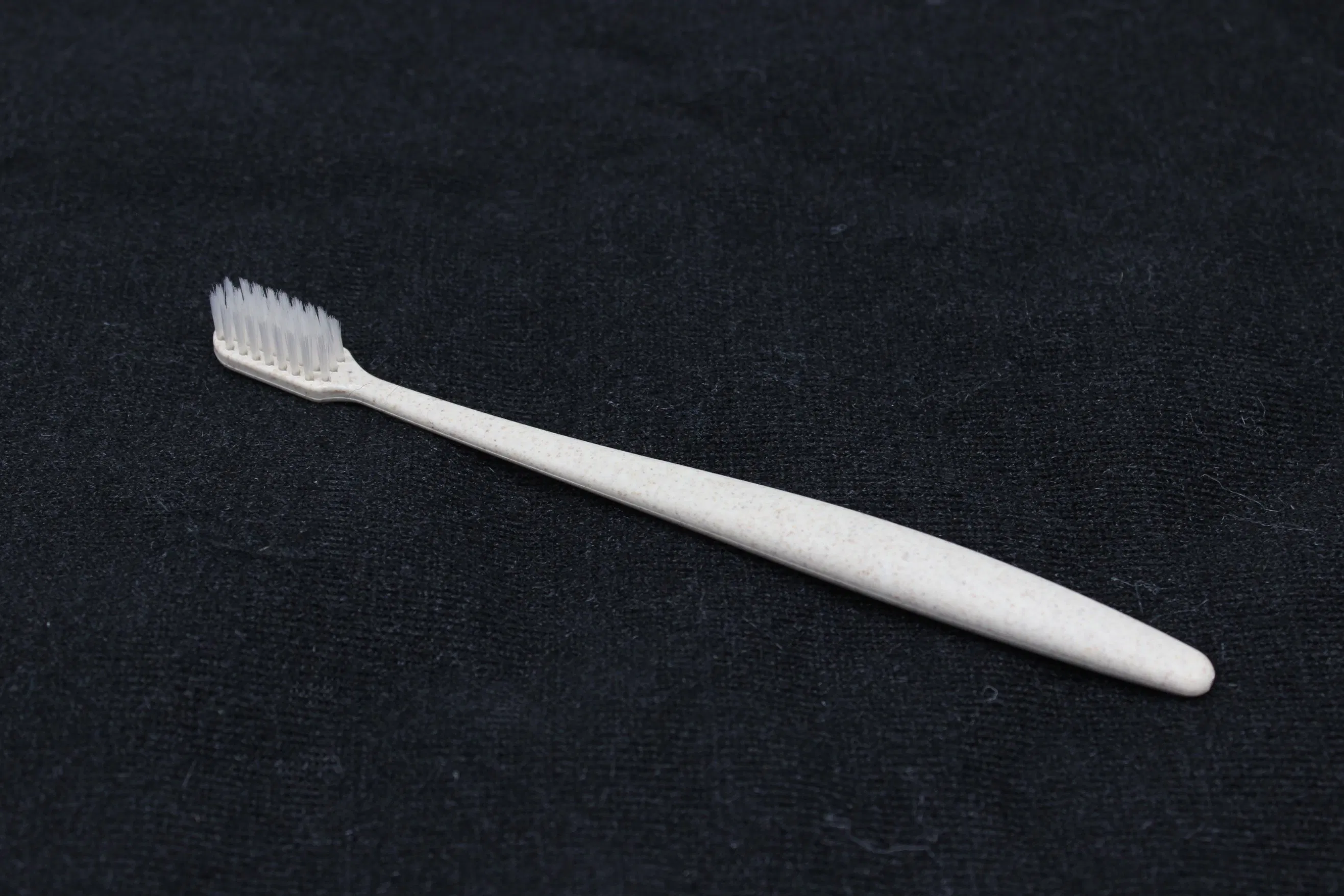 Cheap New Style Disposable Toothbrush 05