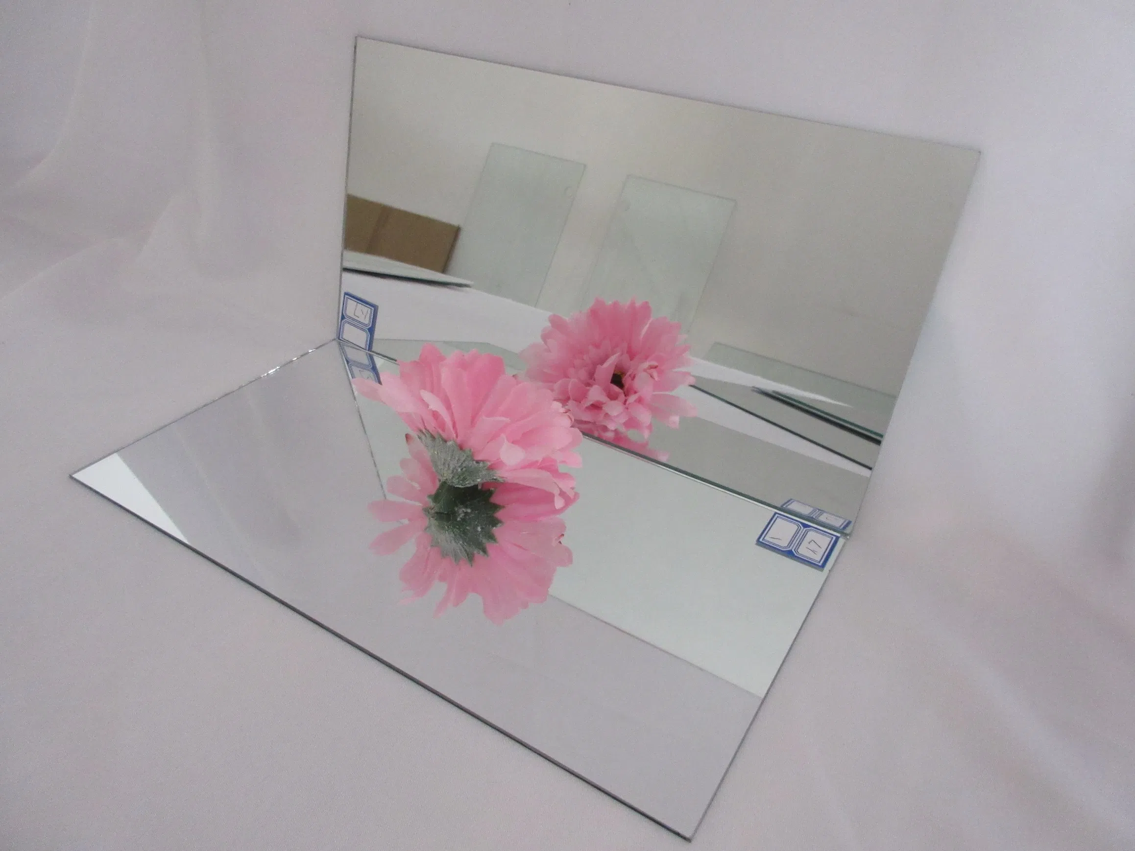 Wholesale Custom 2mm-12mm Toughened Mirror/Cosmetic Mirror/Decorative Mirror/Curtain Wall