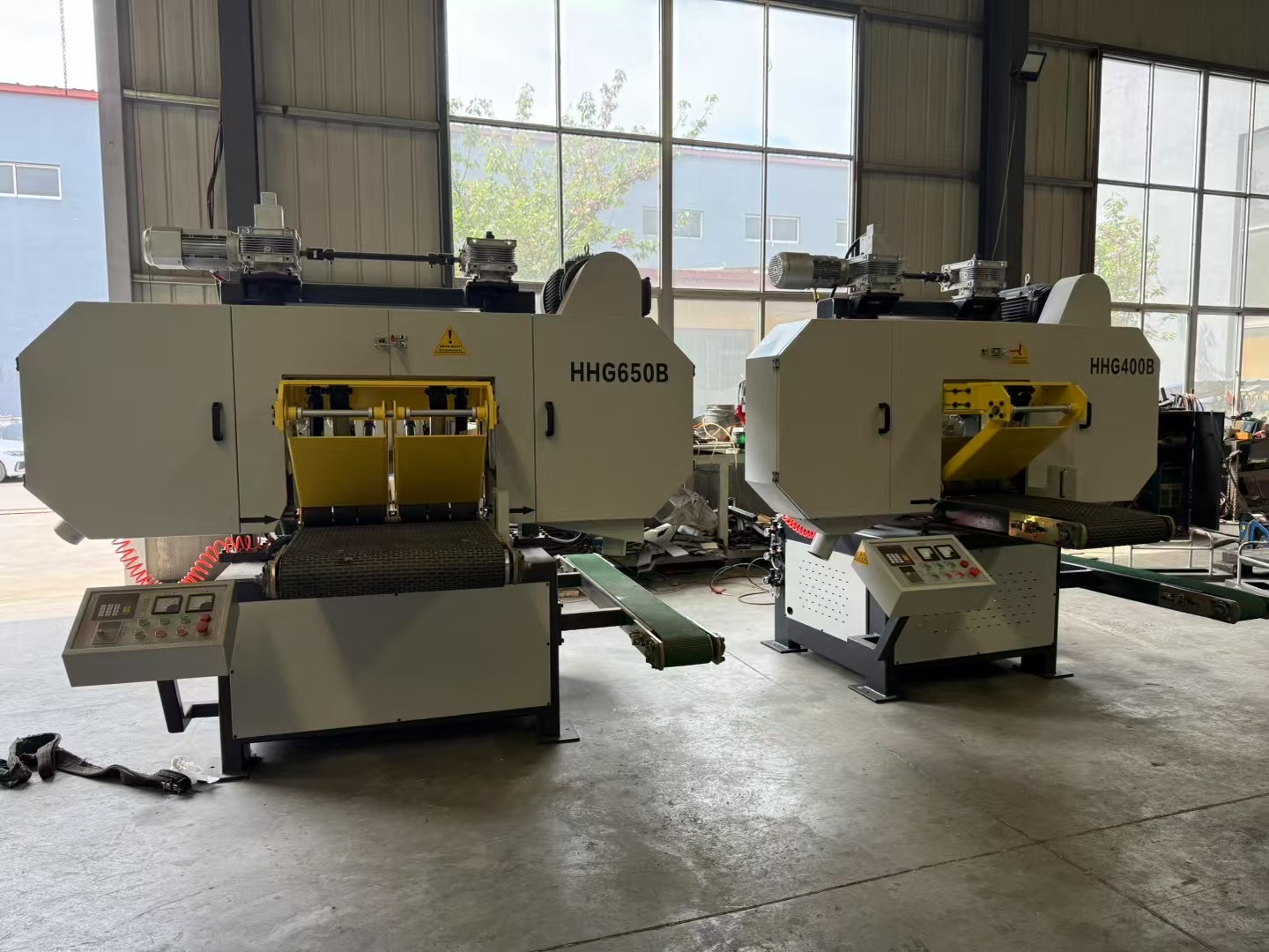 Станок ленточнопильный