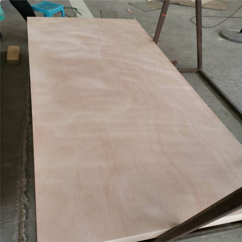 Premium Oak Bintangor Okoume Natural Veneer Surface HDF/MDF Molded Door Skin