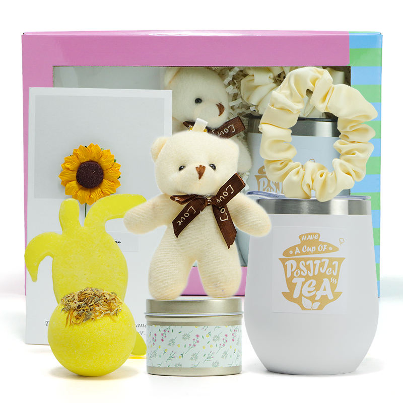 Trend Self Care Scented Candle Gift Set Bath Bombs Luxury SPA Gift Sets for Women Private Label SPA Gift Basket Set