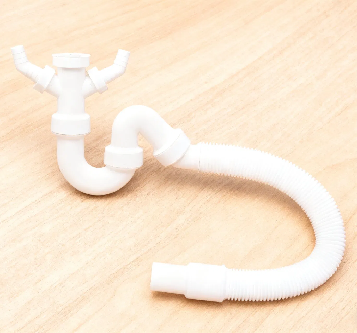 Flexible PP Pipe Kitchen Sink Drainer with Dual Water Overflow Ports