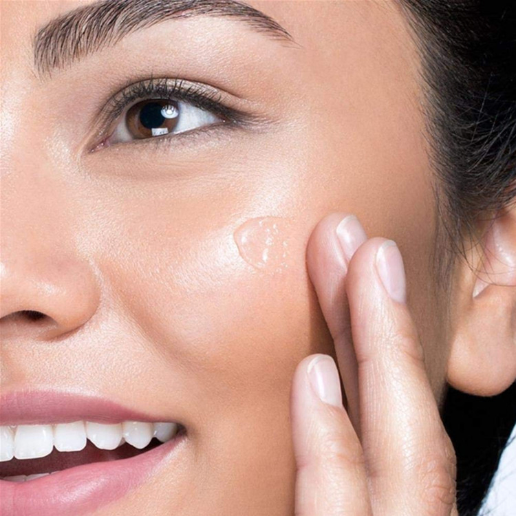 Korean Invisible Facial Moisturizing Sunscreen Gel Broad Spectrum SPF 40