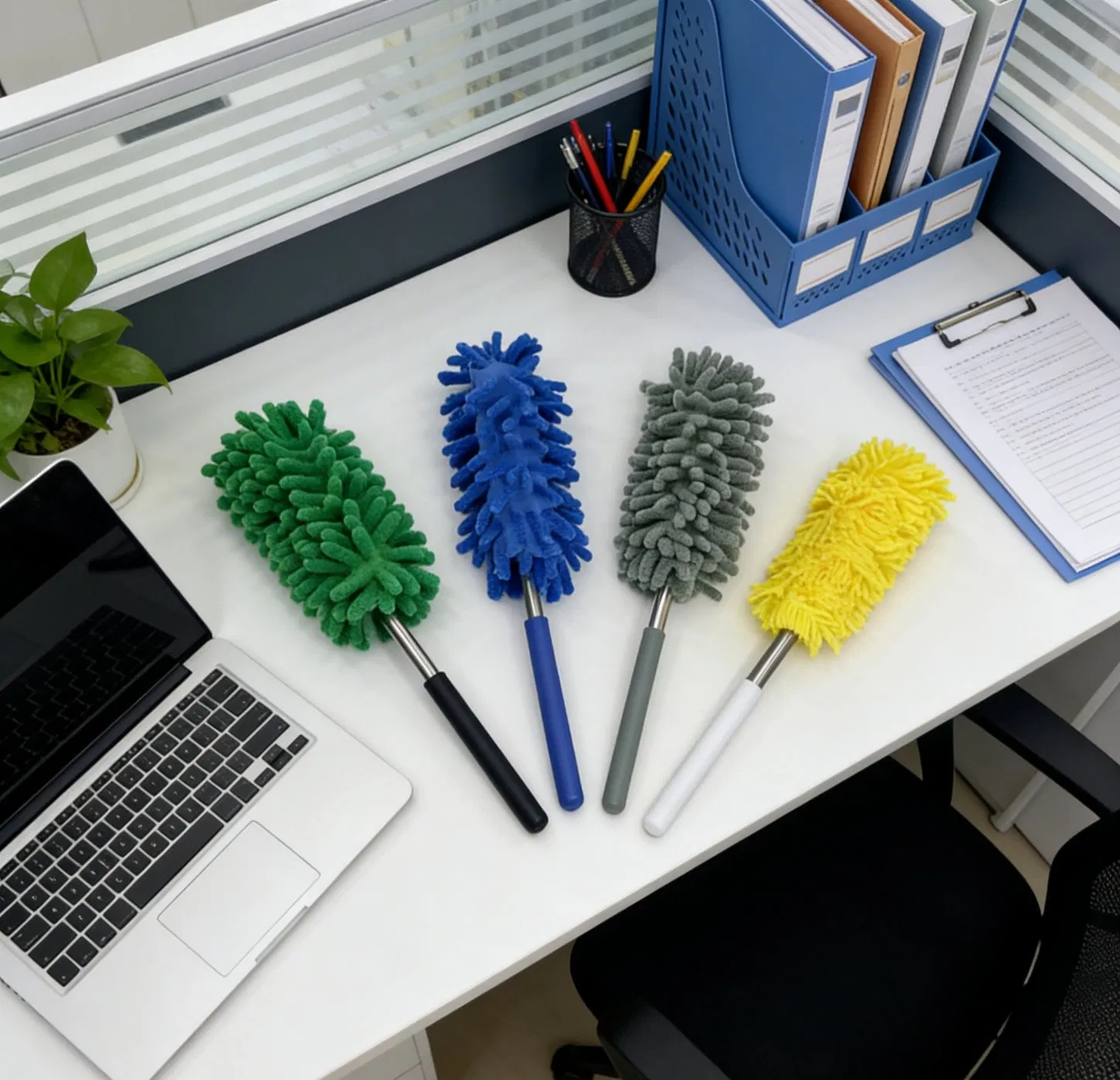 Factory Direct Extendable Chenille Microfiber Duster Wholesale Bulk Cleaning Tools for Home & Car