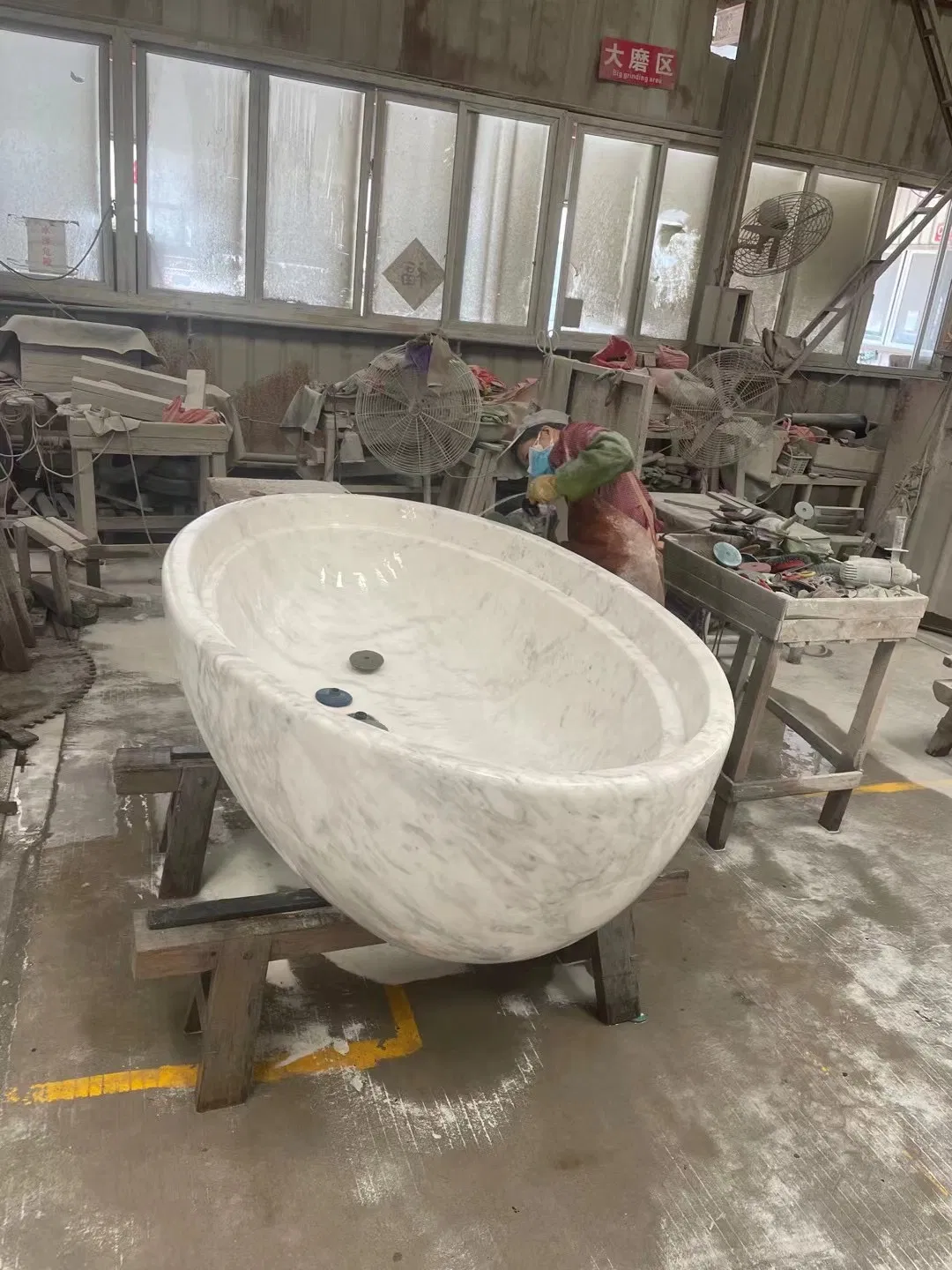 Customized Natural Stone elliptical Bianco Carrara white marble bathtub for Home/Hotel/House/Resorts/villas Bathroom decoration