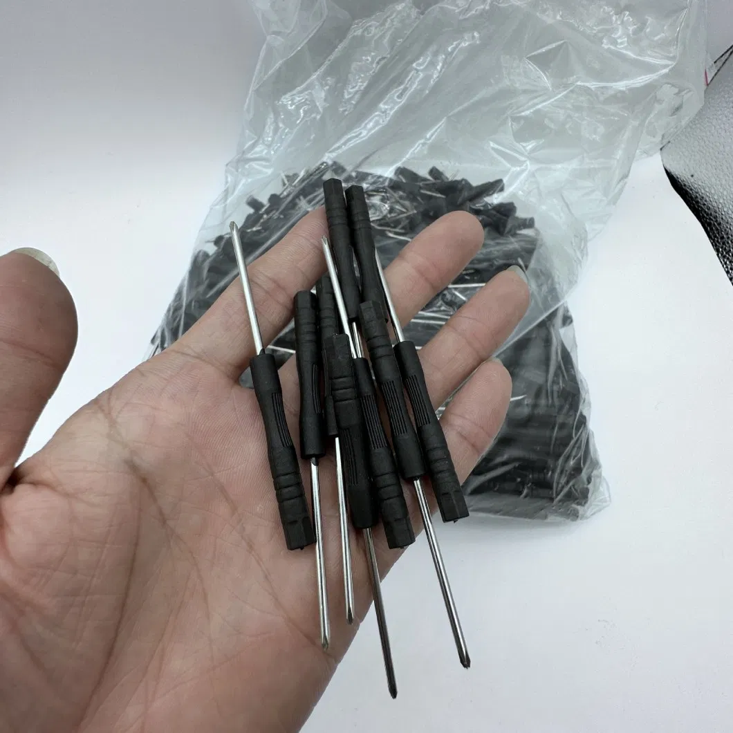 Набор отверток с черными ручками, разные размеры