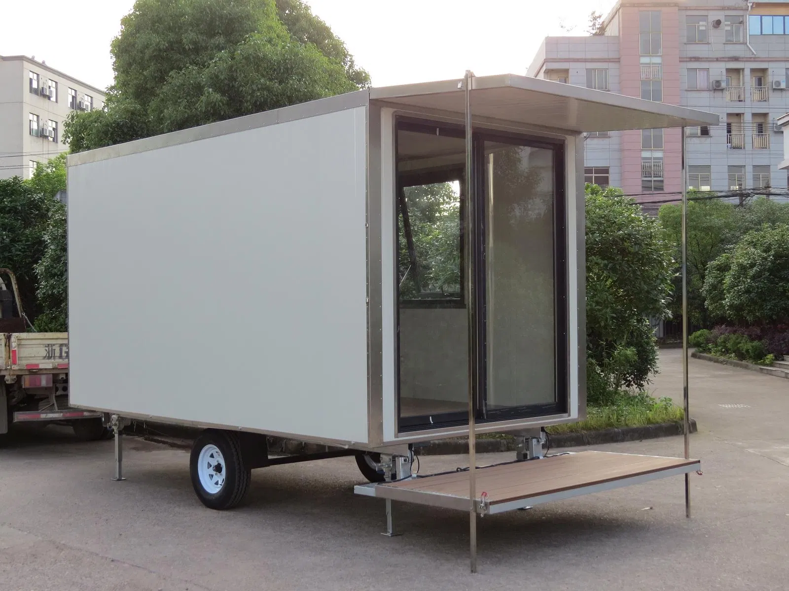 Public Holiday Tiny Fast Food Trailer