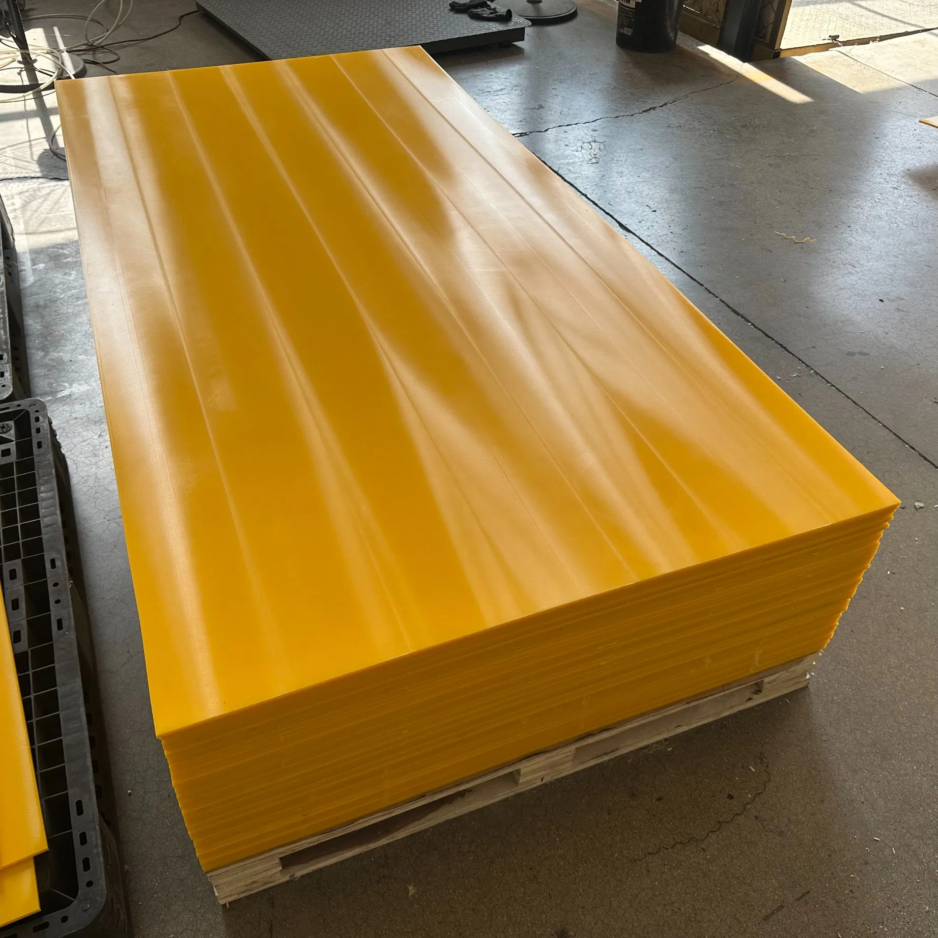 Customized HDPE PP Sheet Construction Temporary Ground Protection Mat 4X8FT 2-25mm Customized Color PVC Sheet Factory Sandwich Plastic Board UHMWPE Sheet