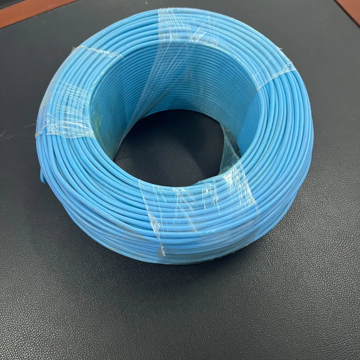 High Efficiency Carbon Electric Heating Cable for Indoor Floor Warmth with Long Lasting Wire Design