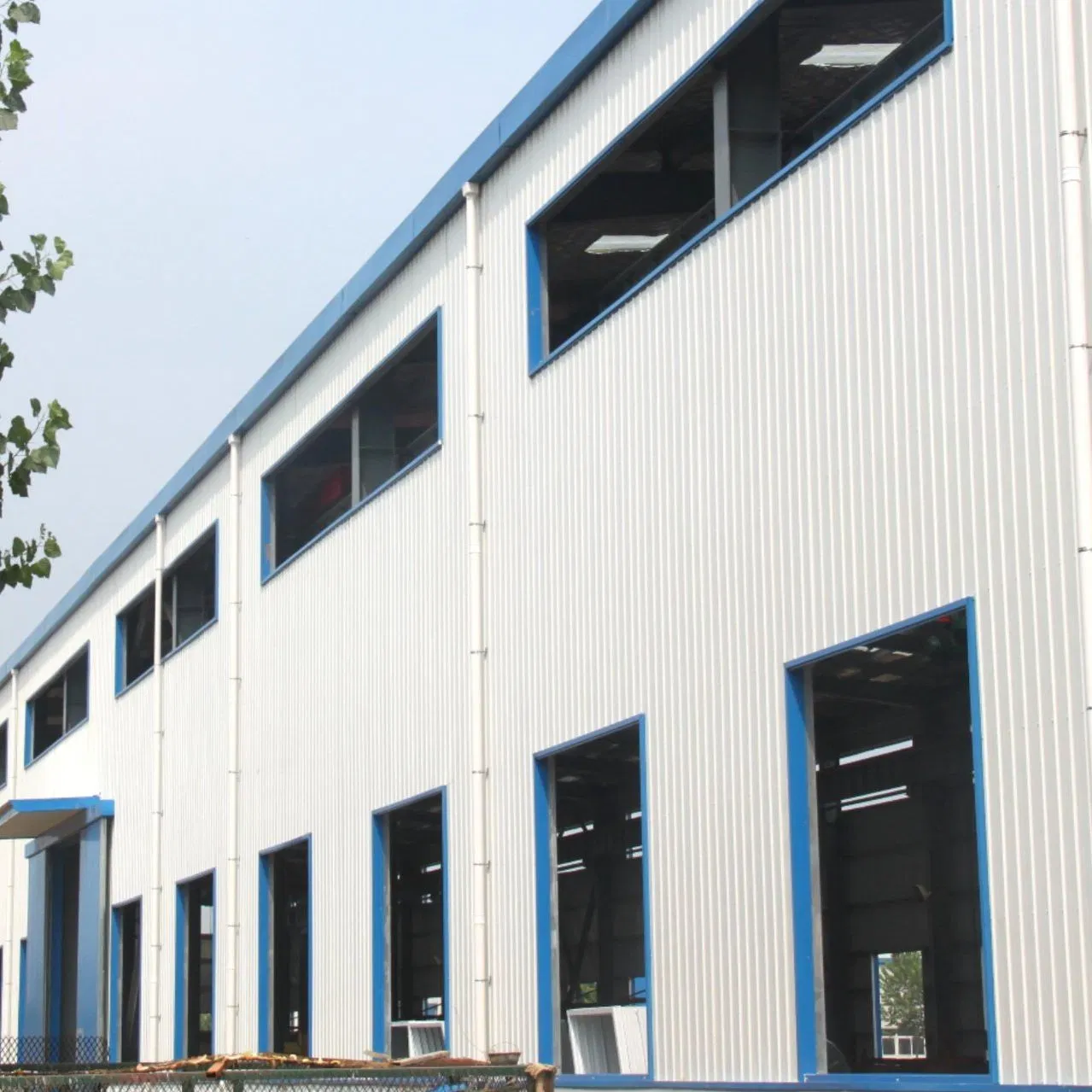 Durable Seismic Resistant Steel Structure Assembly for Multi-Functional Industrial Facilities