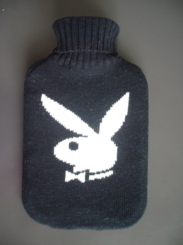 New Casual Style Rubber Hot Water Bottle with PVC Plush Imitation Rabbit Fur Cloth Cover