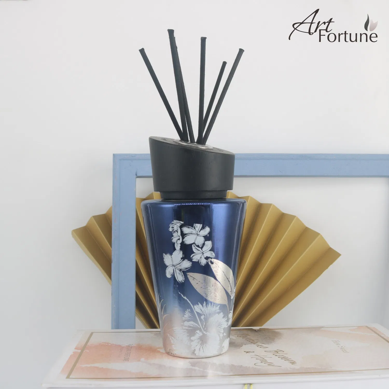 Custom Reed Diffusr with 6 Sticks for Air Freshener