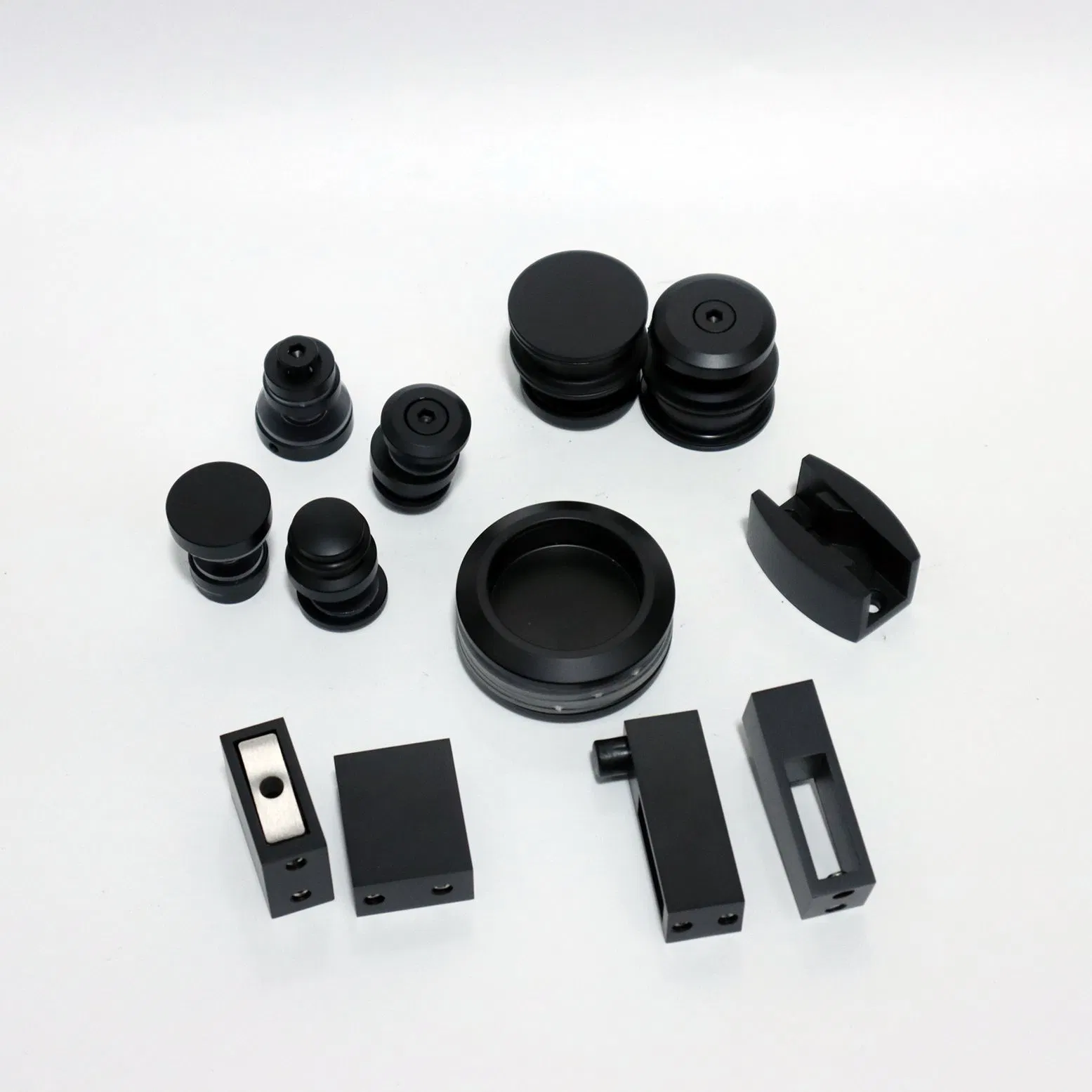 Durable Glass Shower Door Pulley System with Bathroom Accessories