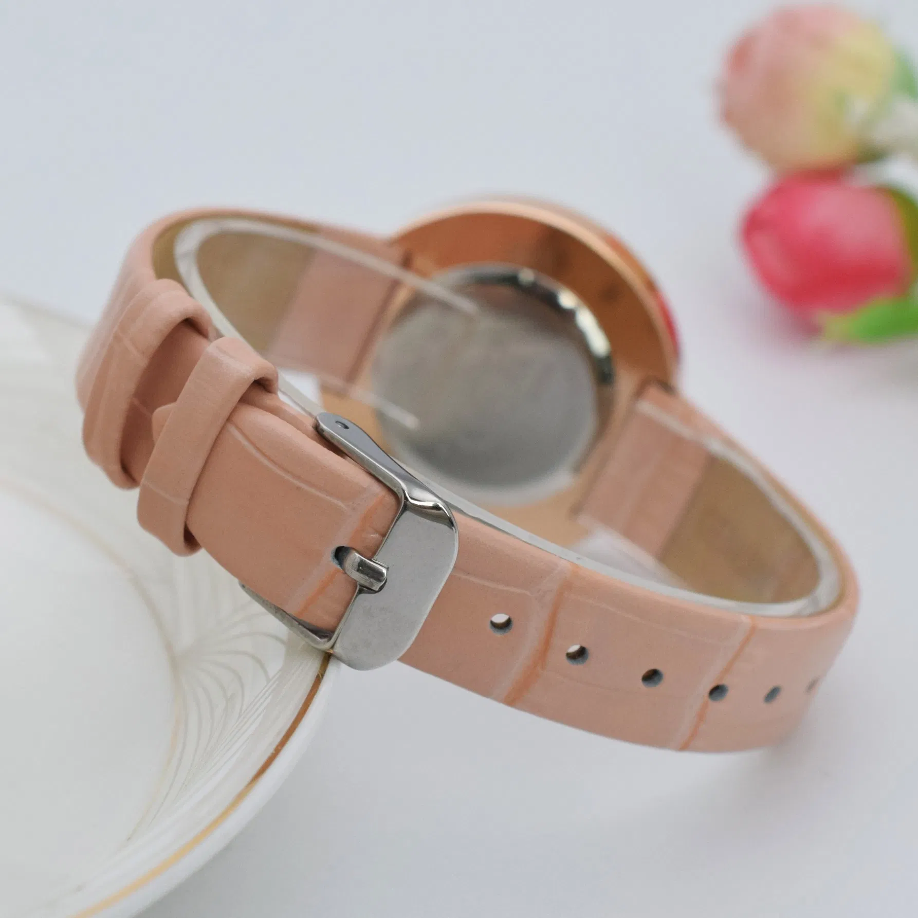 Factory Customize Logo Quartz Lady Watch Wrist Watch Leather Watch Stock Women Watch
