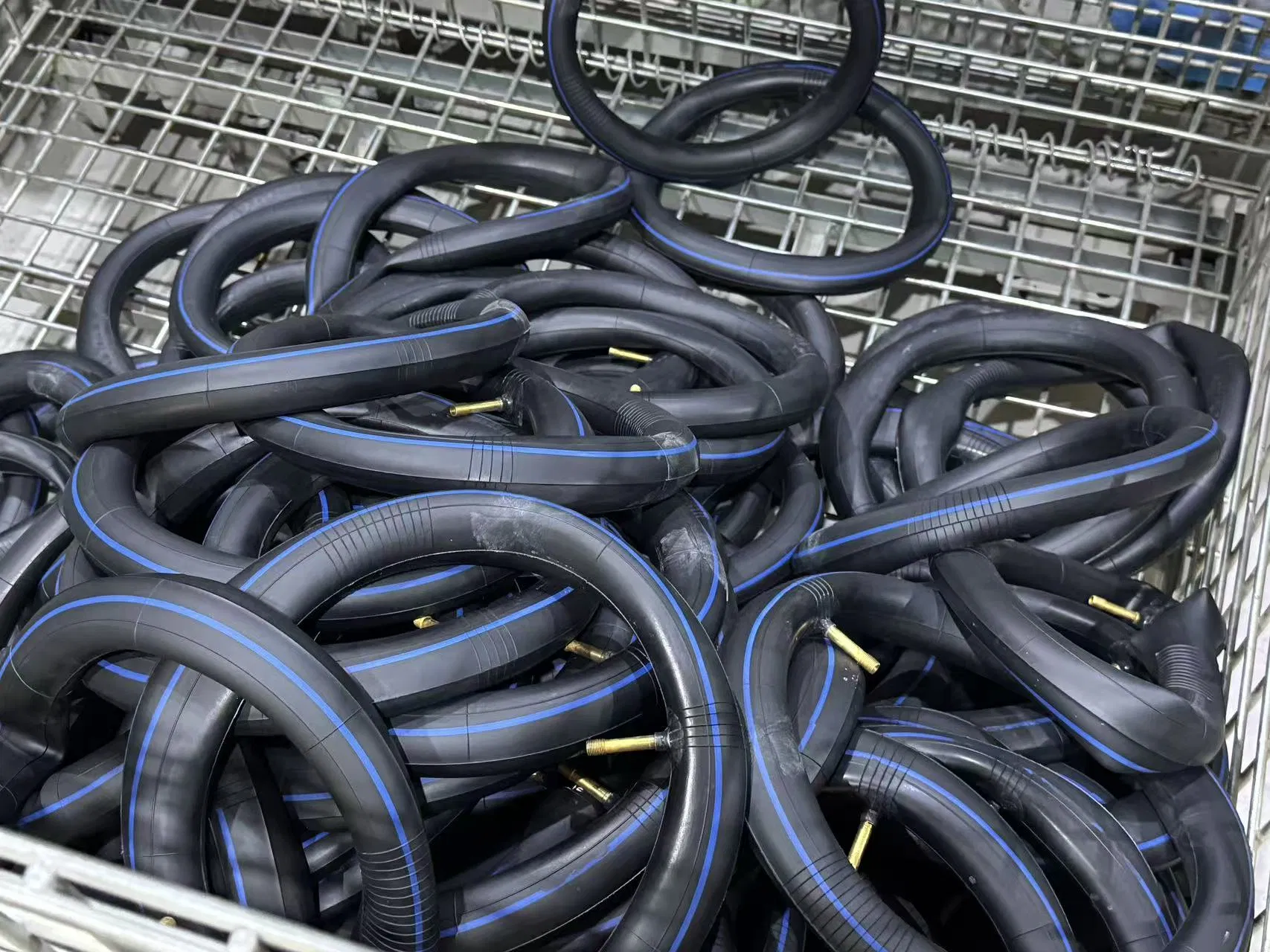 Камера для мотоцикла 3.5-4 Heavy Duty, бутиловая