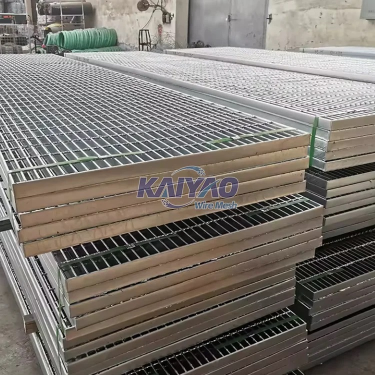 Customized Grand and Sturdy Steel Grating