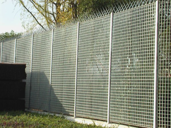 Hot DIP Galvanized Fences with Steel Grating for Estate