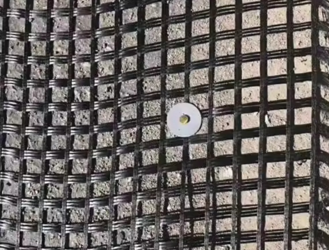 Geogrid Extruders Machines Pet Geogrid Self-Adhesive Fiberglass Geogrid