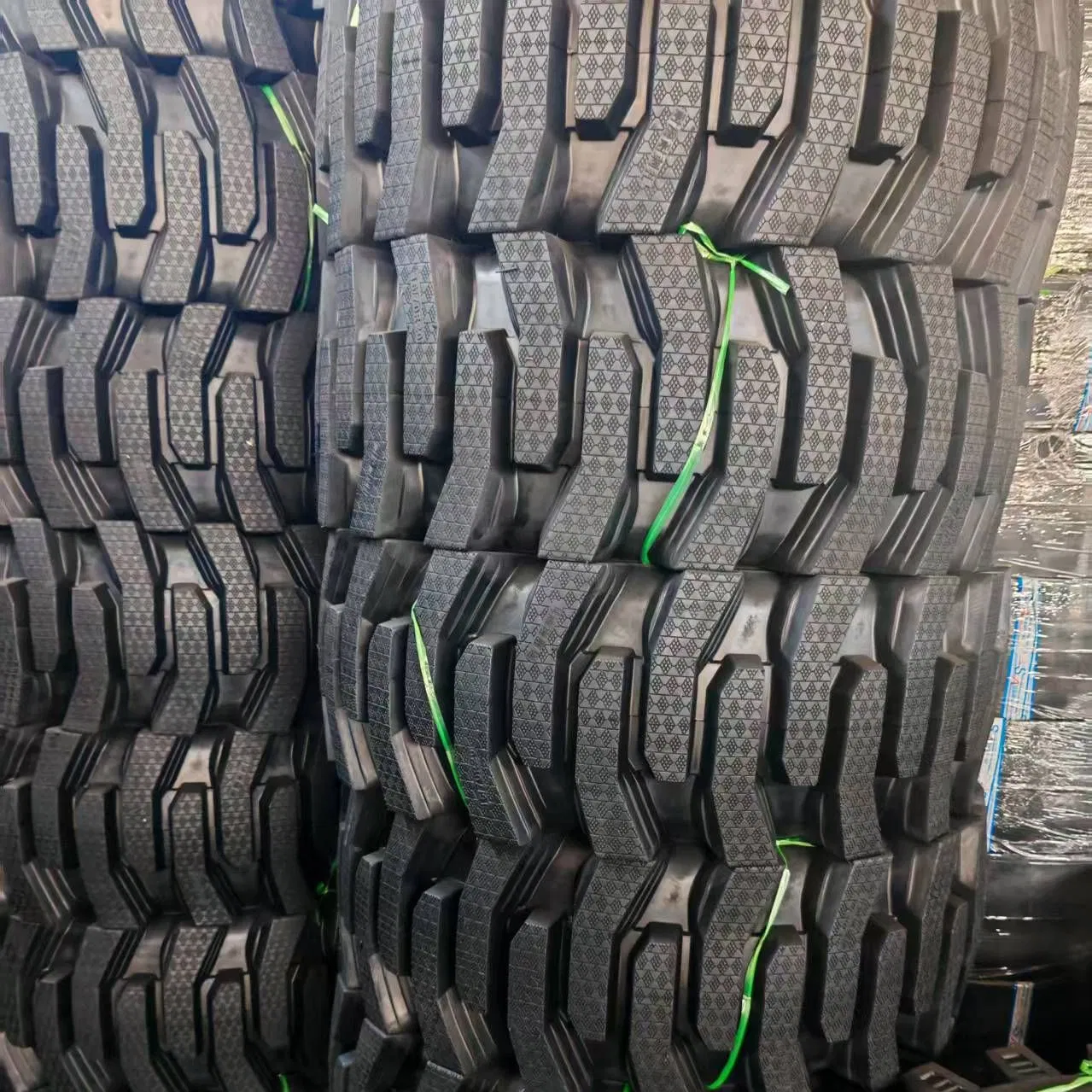 Радиальный внедорожный грузовой шины 16/70R20