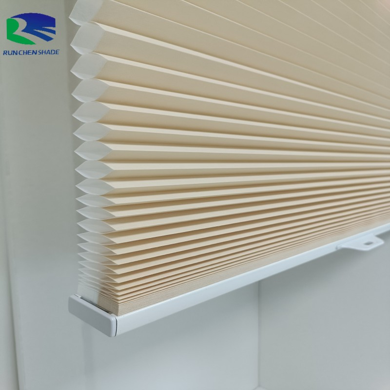 Elegant Motorized Blackout Plisse Honeycomb Skylight Blinds Cellular