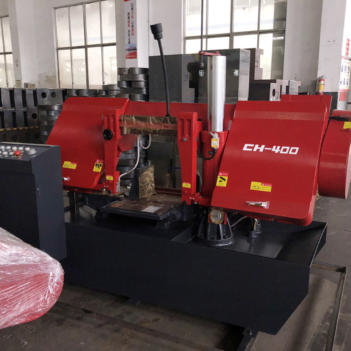 Станок ленточнопильный горизонтальный полуавтоматический промышленный по металлу