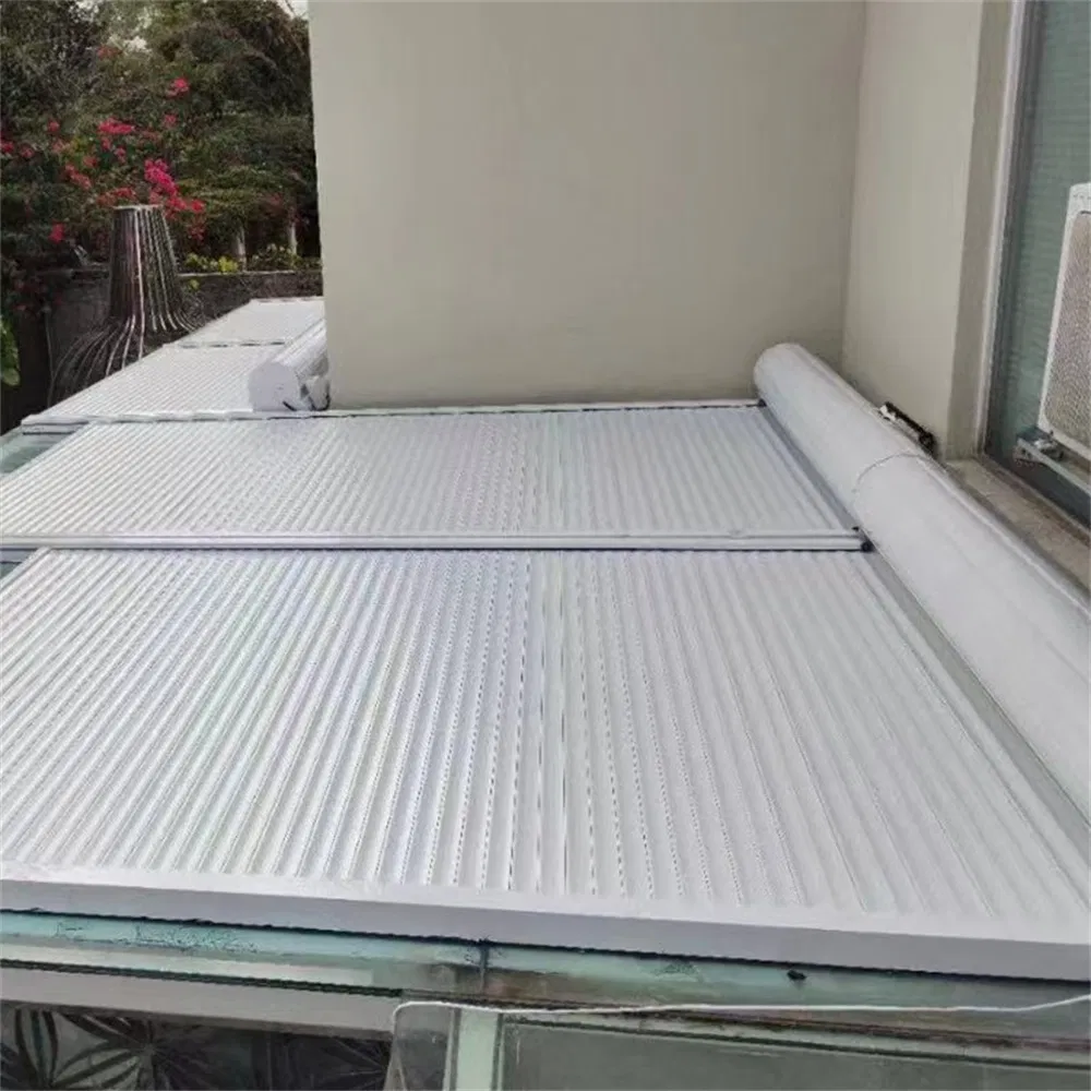 Outdoor Motorized Aluminum Alloy Retractable Awning Roller Shutter Roof Awning Canopy