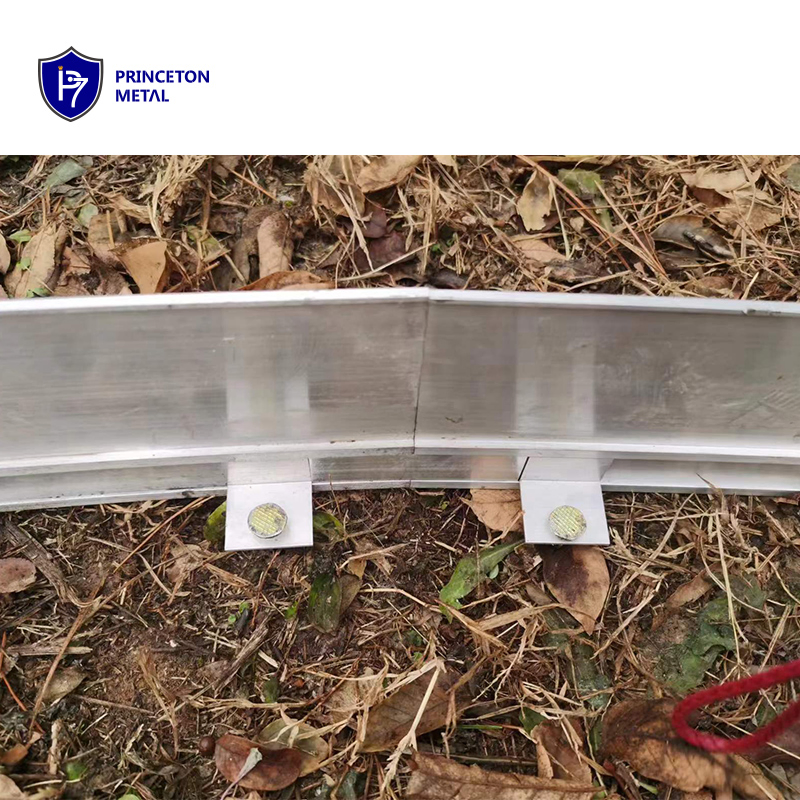 Minimalist Bendable Long Lasting Straight-Shape Landscape Edging for Flower Bed, Tree Rings