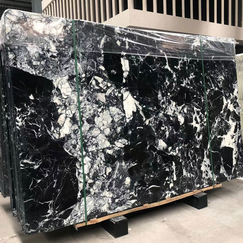 Мраморная плитка Calacatta Black для стен и пола