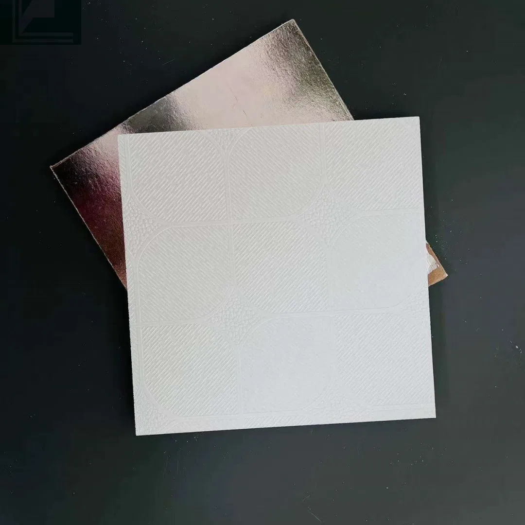 595*595 7 8 9mm Decorative Laminated PVC Gypsum Ceiling Tile