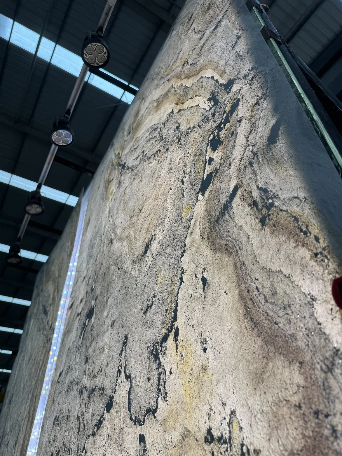 Foshan Factory Natural Cladding Stone Non-Slip Tile Wall Slate Stone Bathroom Roof Slate