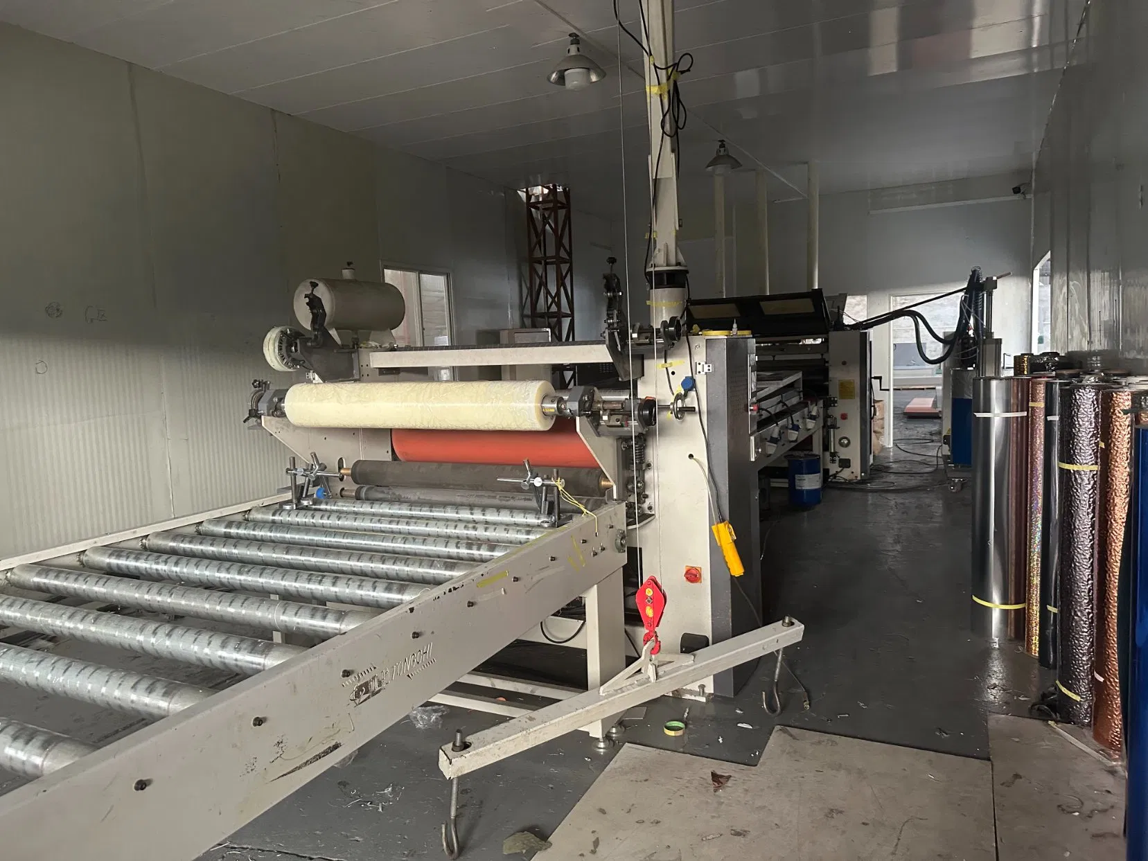 Luxurious 3D Porcelain Wall Panels for Stunning Home Decor