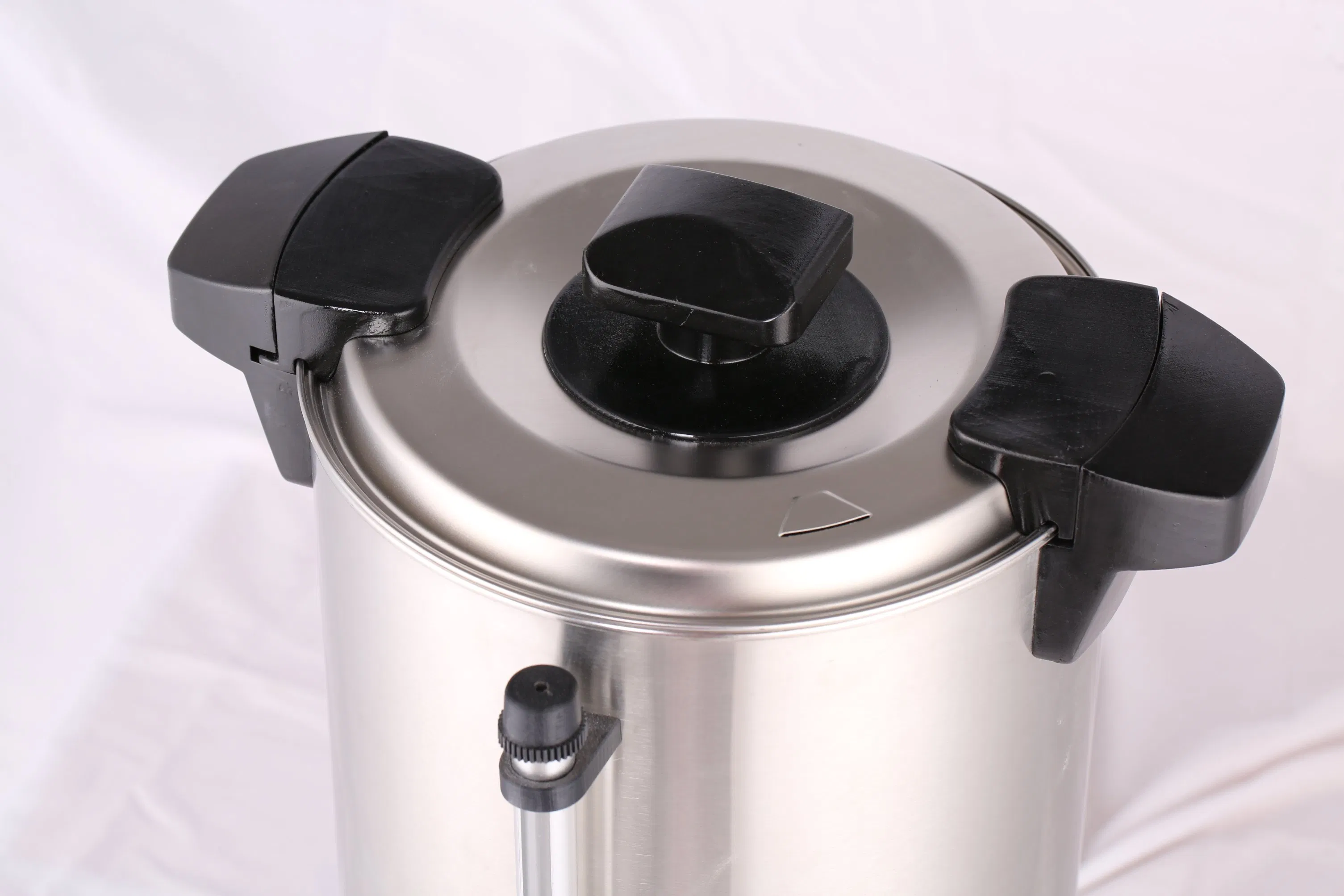 Heavybao New Design Electric Drinking Hot Water Boiler for Tea