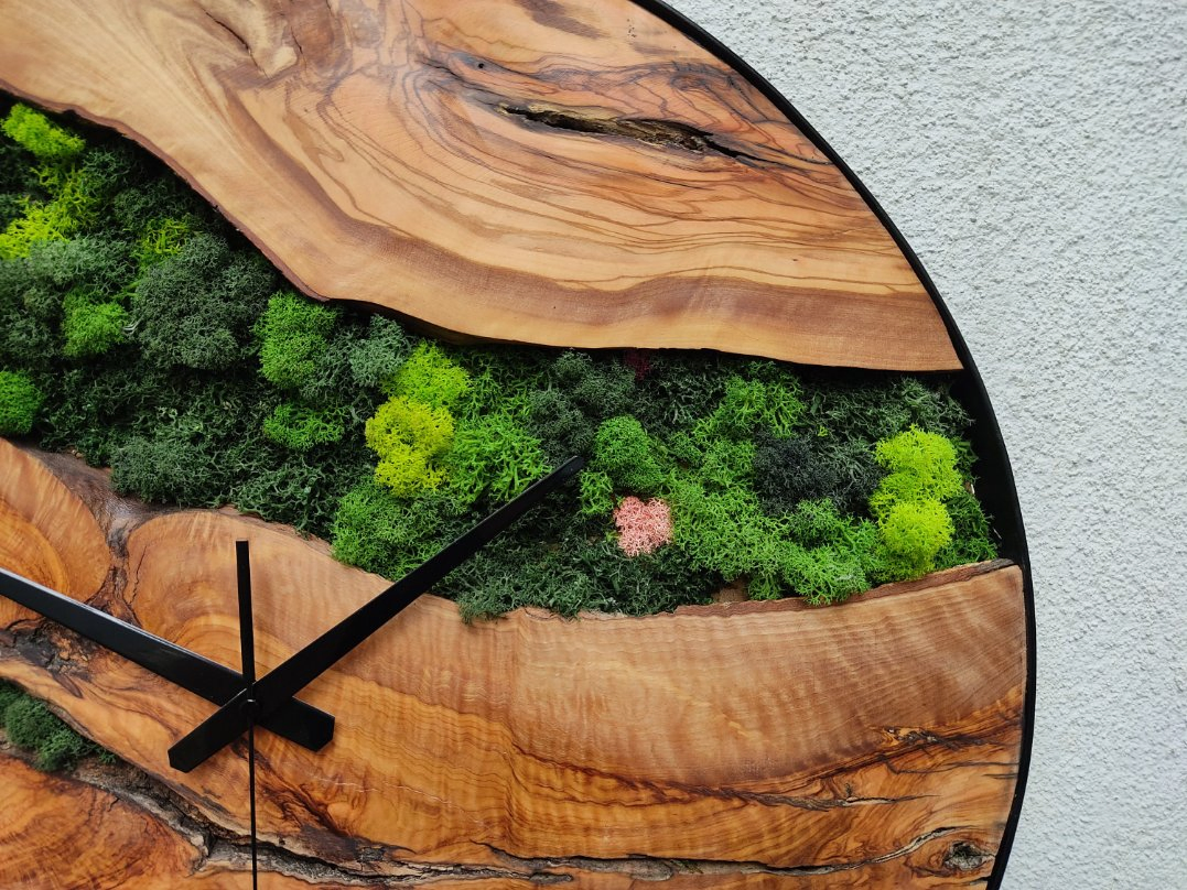 Made to Order Moss Wall Clock Personalized Gift, Wall Art, Custom Made Moss & Wood Wall Clock, Custom Wall Decor
