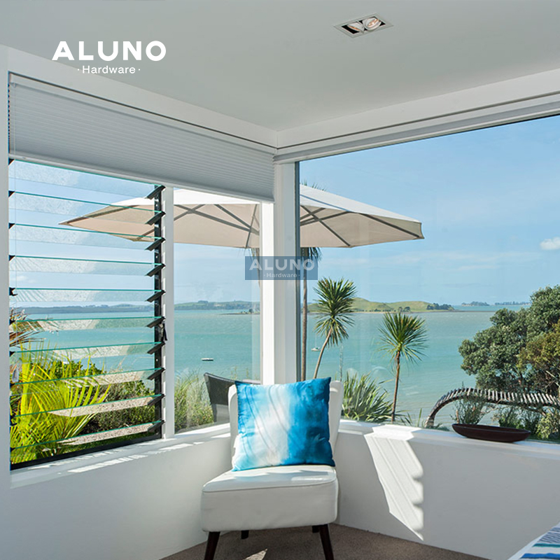 AlunoTec Factory Price Aluminium and Glass Window Naco Louver Frame Gallery with 4′ ′ /6′ ′ Clips