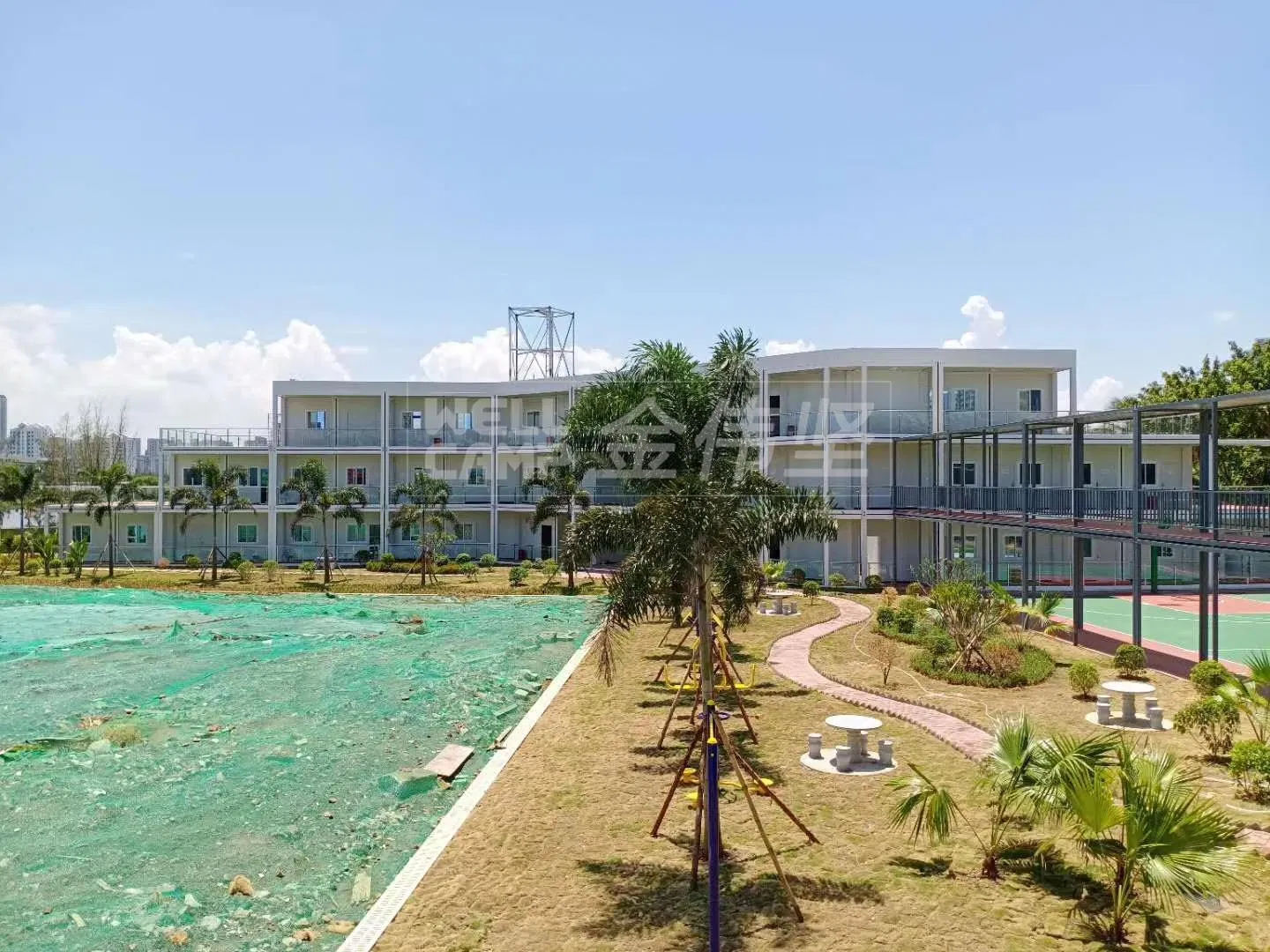 2022 Modern Design Glass Wall Prefabricated Hotel Building Modular Moveable Container Hotel Apartment Container Hotel Room
