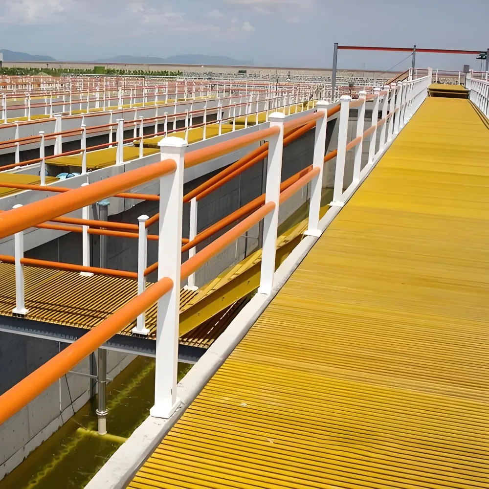 Fiberglass Pultruded Grating Anti-Slip FRP Grilles GRP Grating for Sidewalk