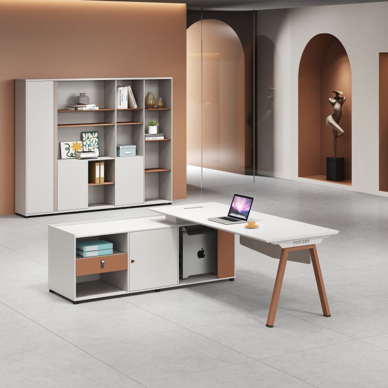 Стол рабочий эргономичный офисный