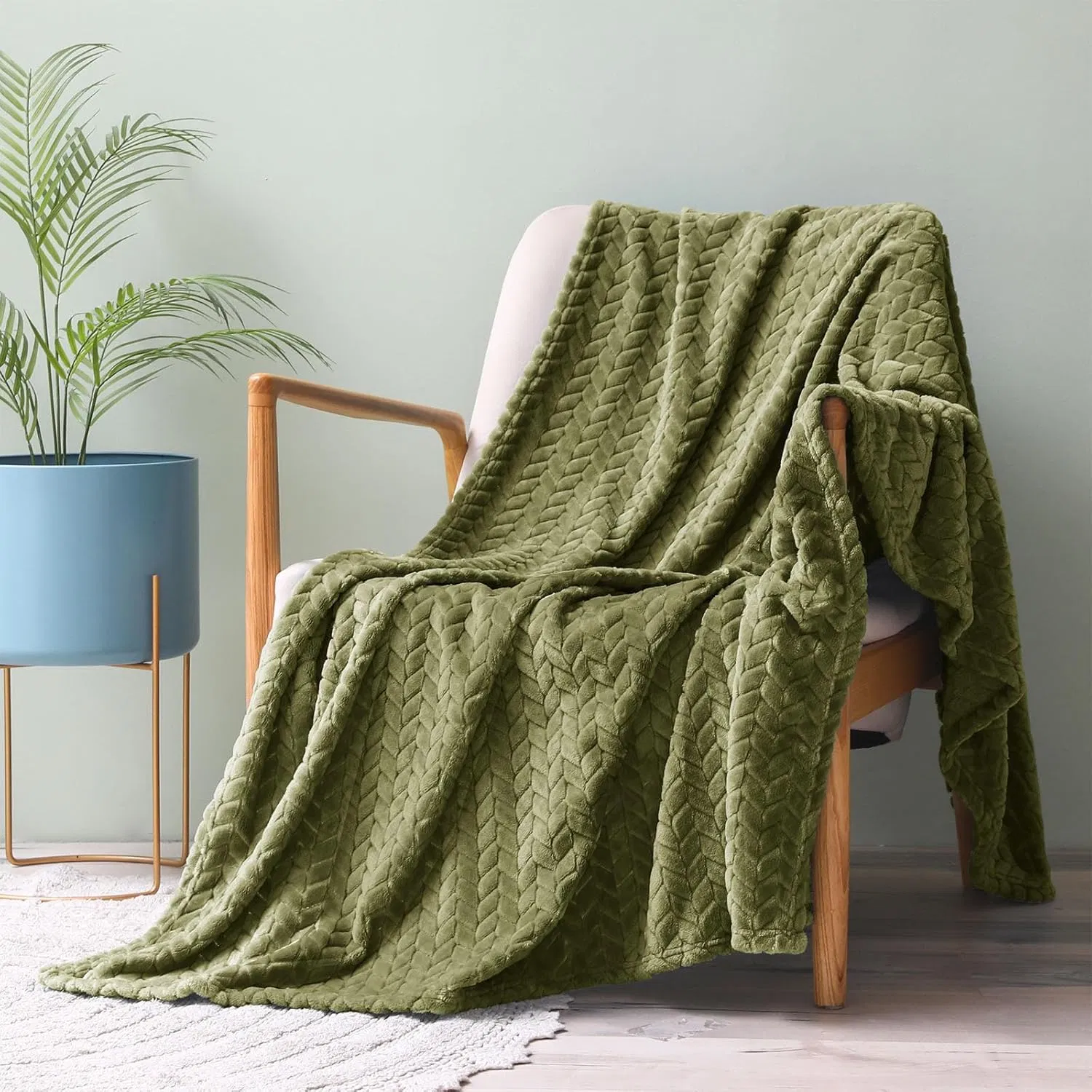 Плед с вышивкой антиусадочный 140x200 см