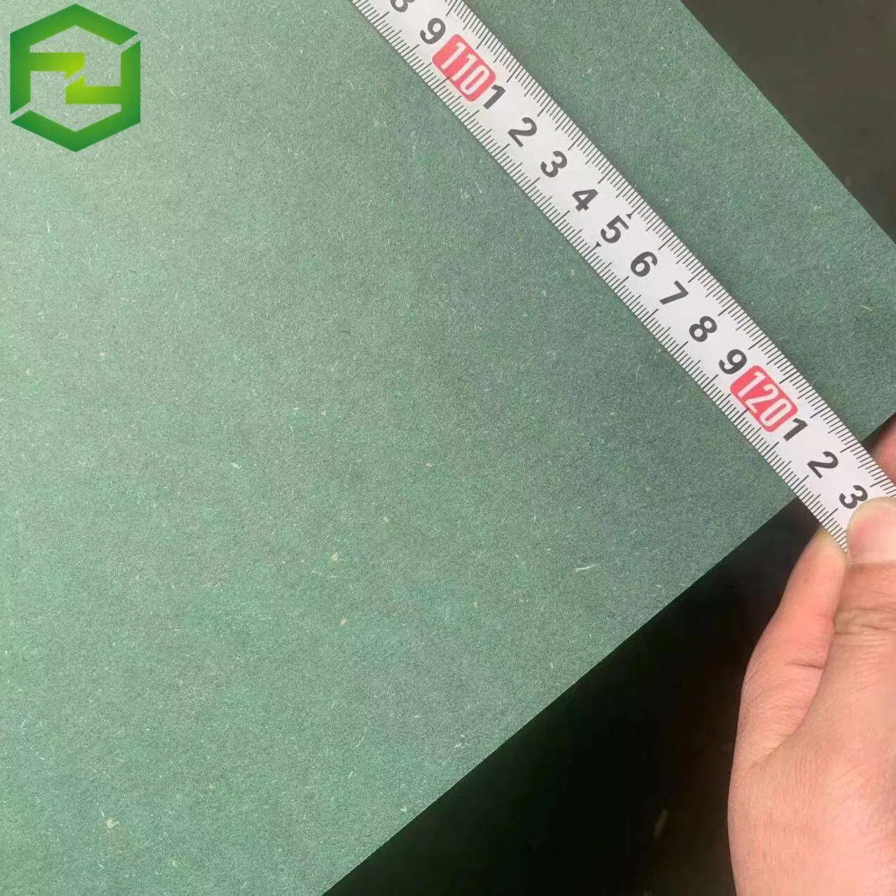 High Quality E0 Grade High Quality Green Waterproof MDF for Furniture and Building Materials