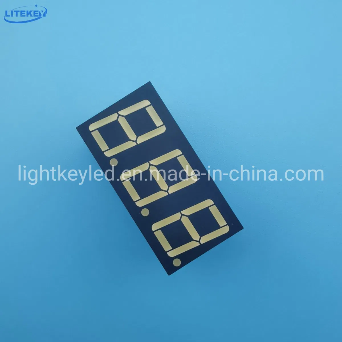 RoHS Compliant 0.56 Inch 3 Digits 7 Segment LED Display with Common Font From Expert Manufacturer