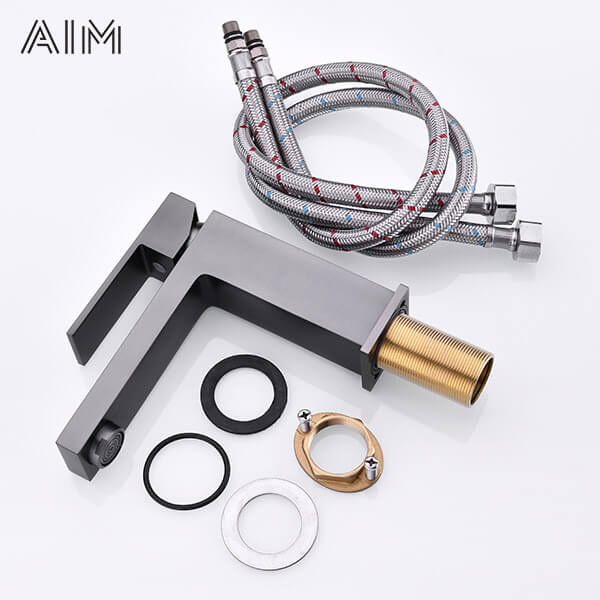 Manufacturer Supplies Single Lever Brass Sink Bathroom Wash Basin Mixer Faucet