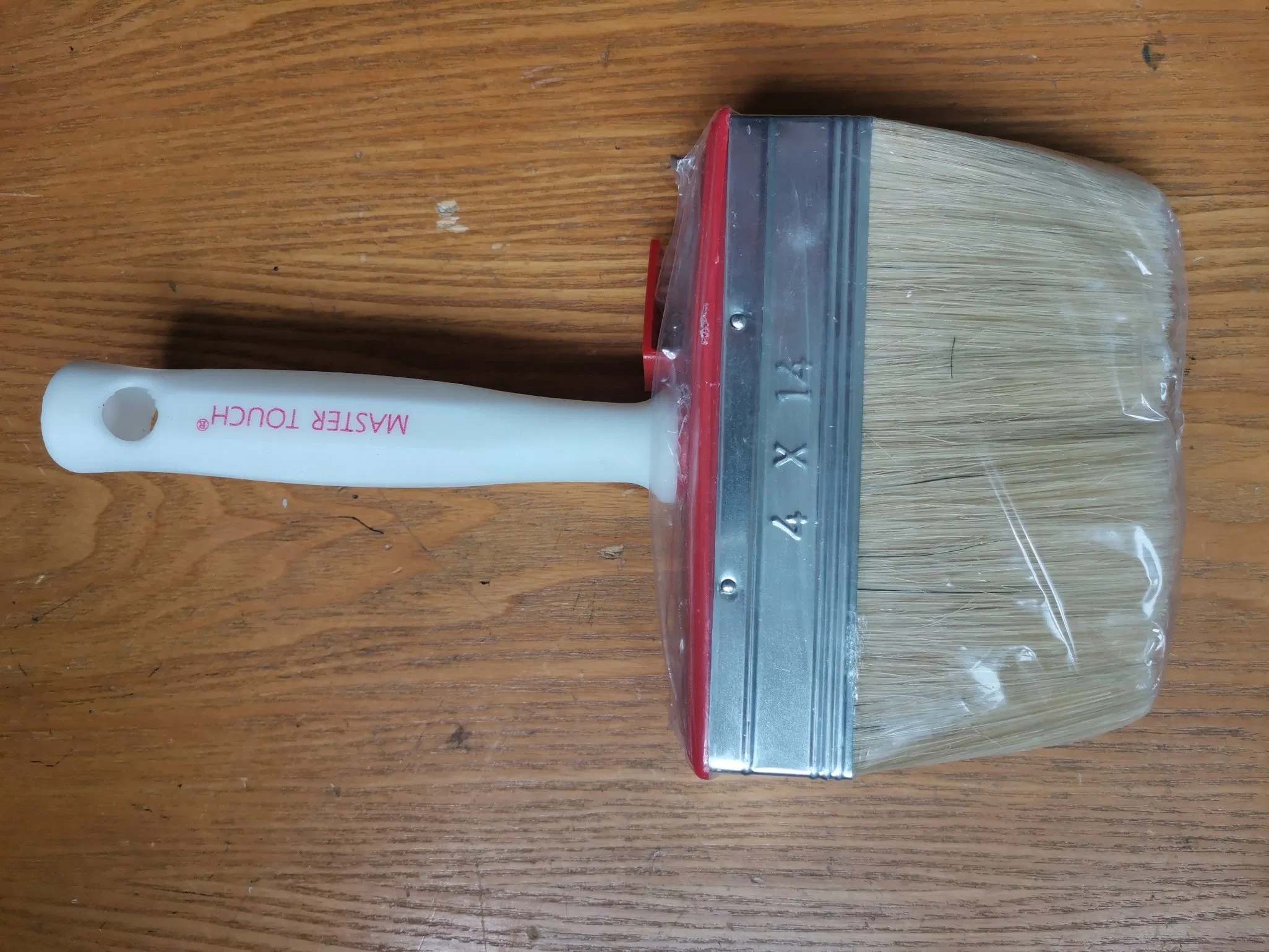 Потолочная щётка с пластиковой ручкой