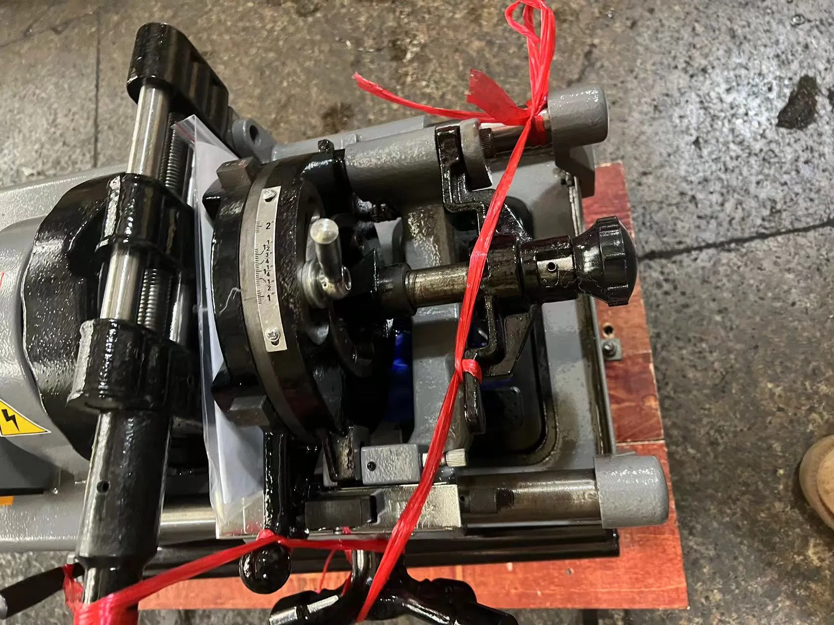 Powerful Electric Pipe Threading Machine for Max 2 Inch Steel Pipe