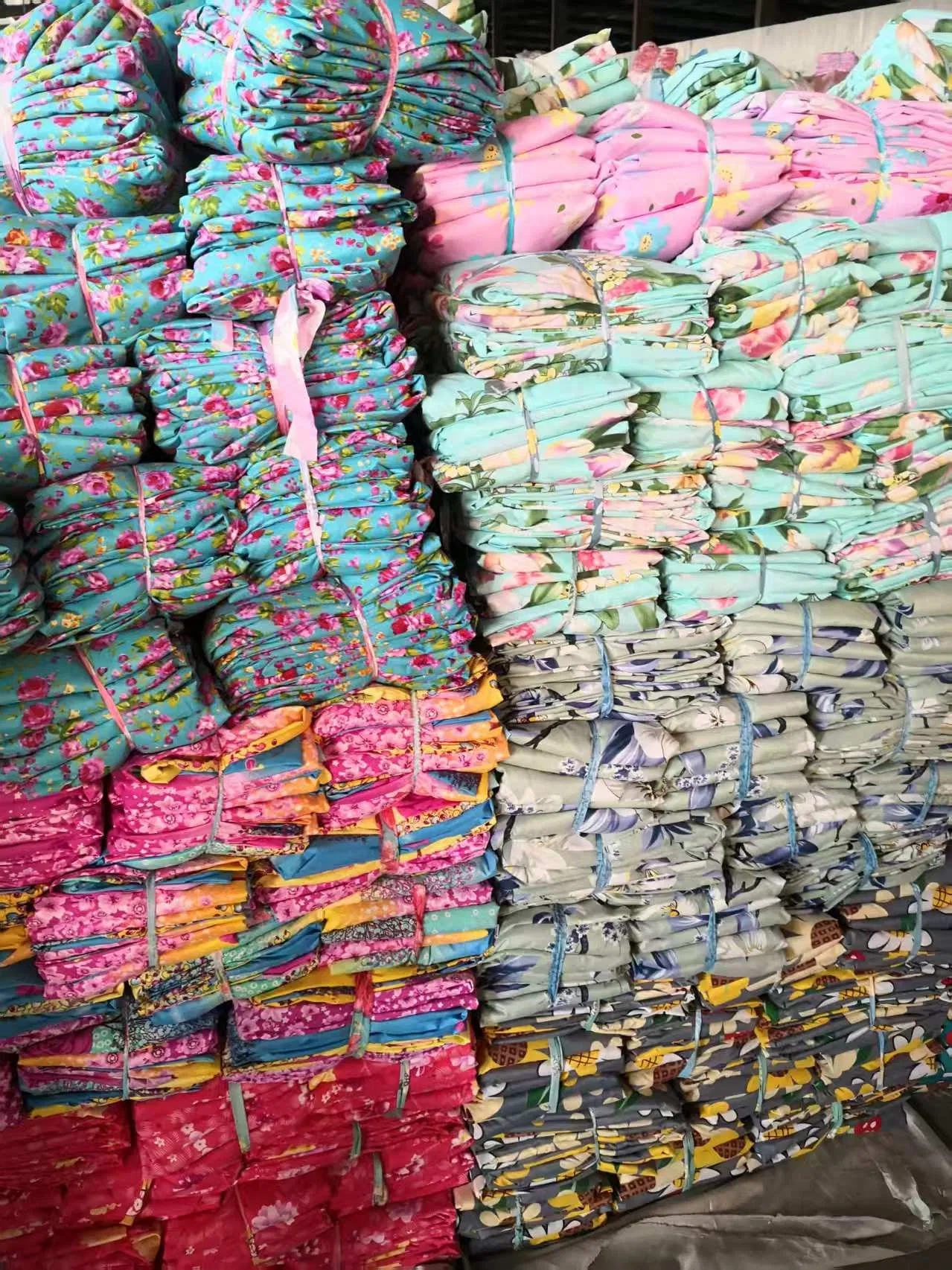 Soft Warm Comforter Bedding Sets/Bedsheet Bedding Set in ISO9001/SGS at Competitive Cost for USA, UK, India, Iraq, Tanzania, Sudan, Bedsheet Bedding Set