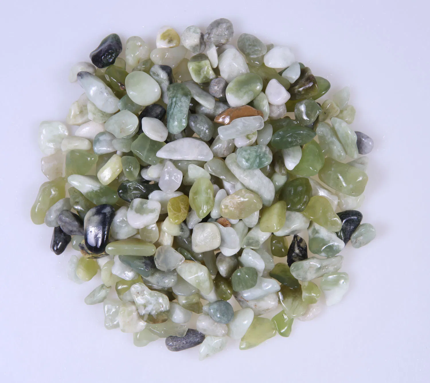 Hot Sale Small Cobblestone Landscape Stone Paver Gravel Natural Cobblestone Park Driveway Courtyard Garden Decorative Stone